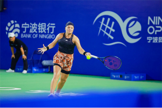 他们在防守 他们在防守